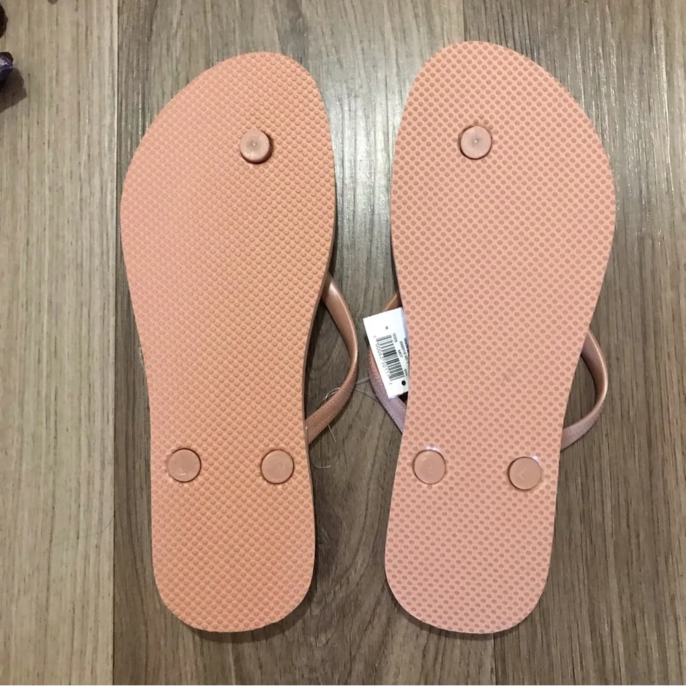 Old navy tan sandals - Picture 2 of 3